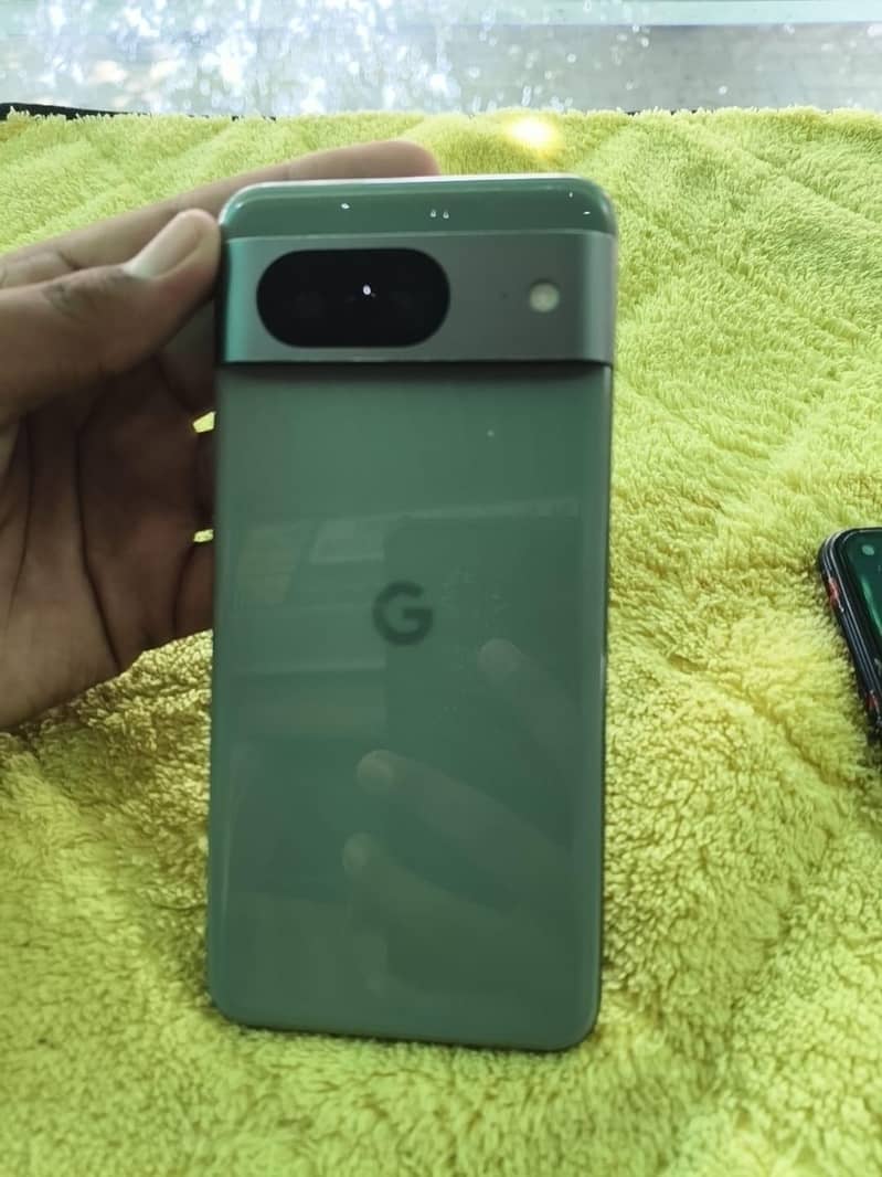 Google Pixel 8 1
