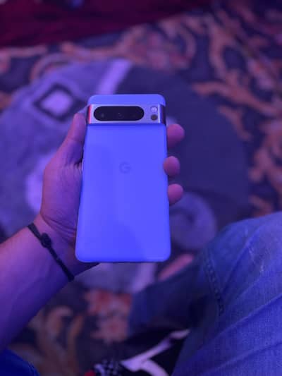 Google Pixel 8 Pro
