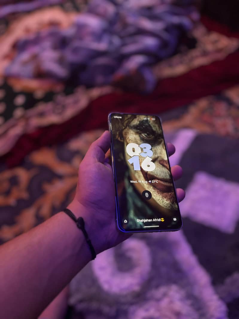 Google Pixel 8 Pro 2