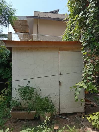 Fiberglass Cabin 8x8