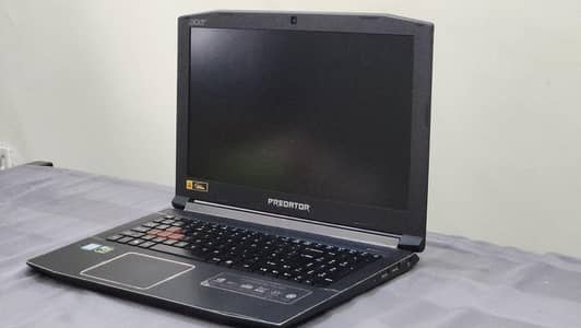 Gaming Laptop - Acer Predator Helios 300 | i5 8th Gen | GTX 1060 6GB