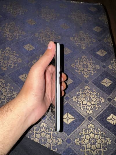 Samsung Mobile A30