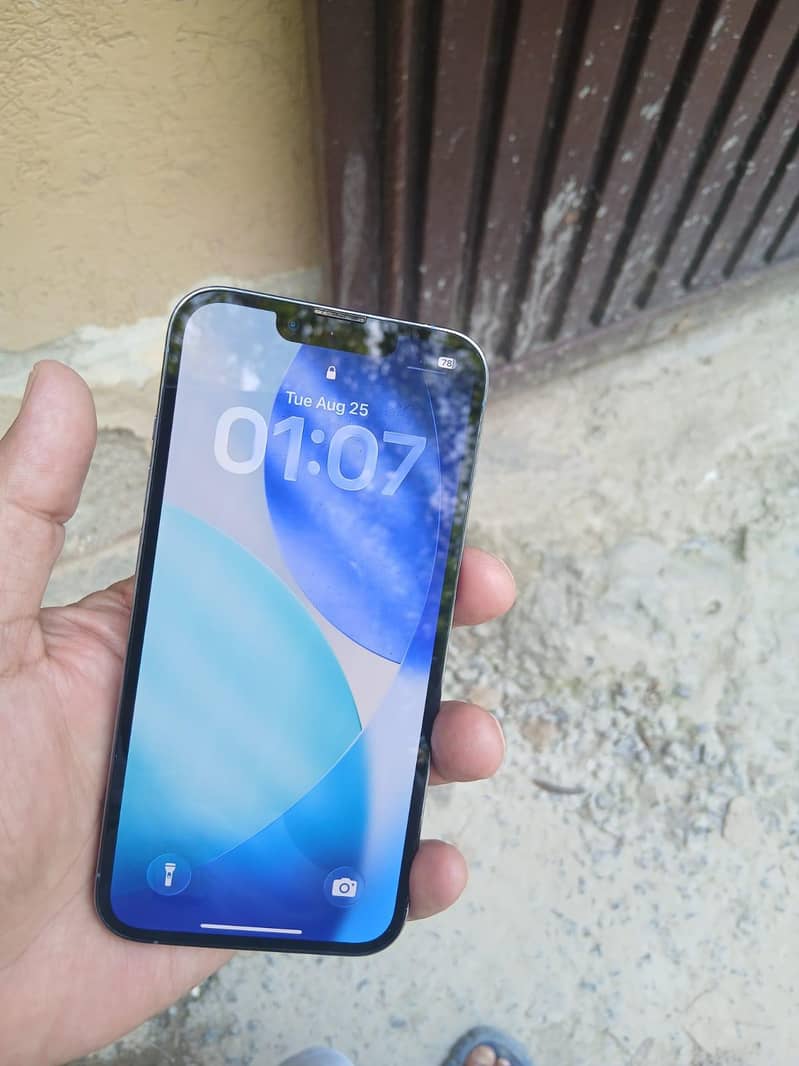 Apple iPhone 13 Pro 6