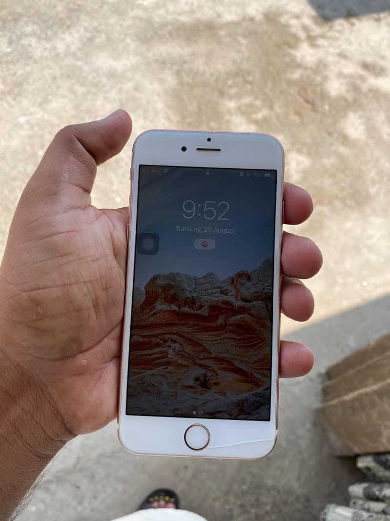 Apple iPhone 6S 2