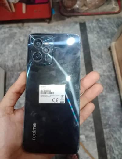 Realme C35