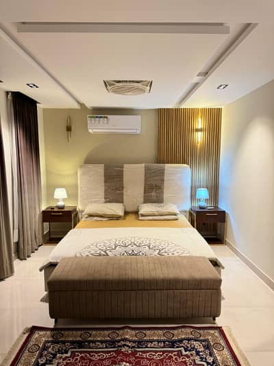 1 Bedroom VIP Full furnish flat per day available in Bahria town Lahore 0300 4561276