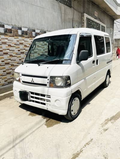 Mitsubishi Minicab just like nissan clipper hijet every and acty