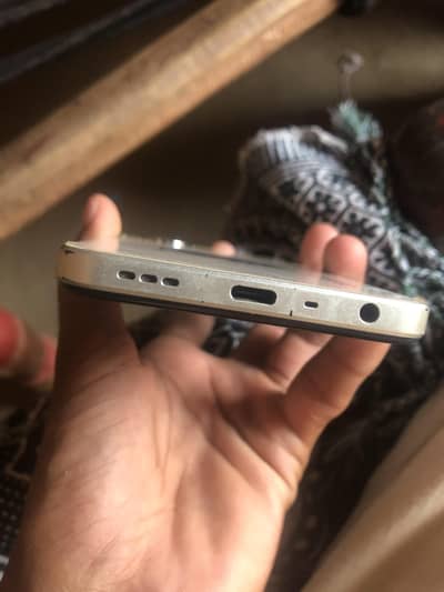 Oppo A38 - Complete Box & Charger | 10/10 Condition
