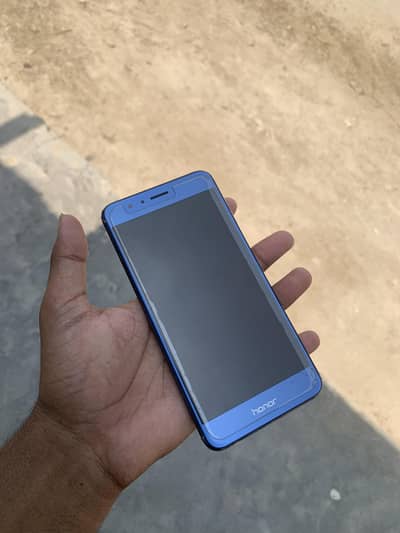 Honor 8C
