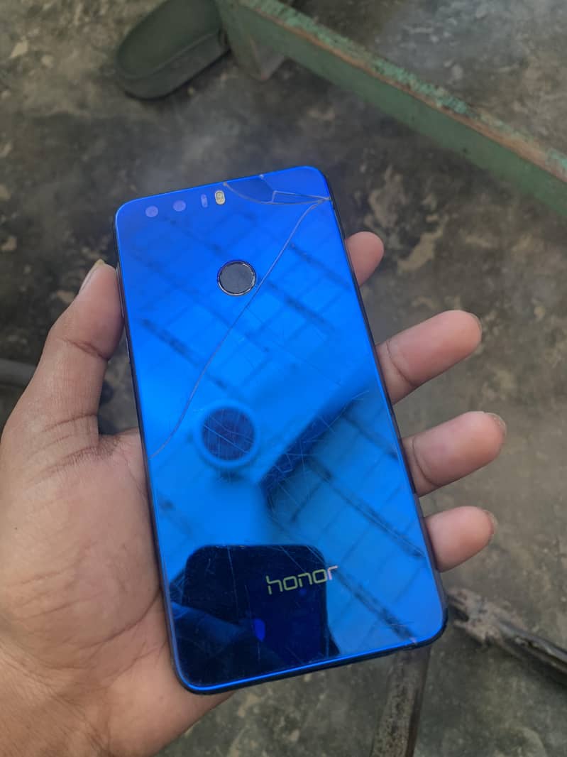 Honor 8C 5