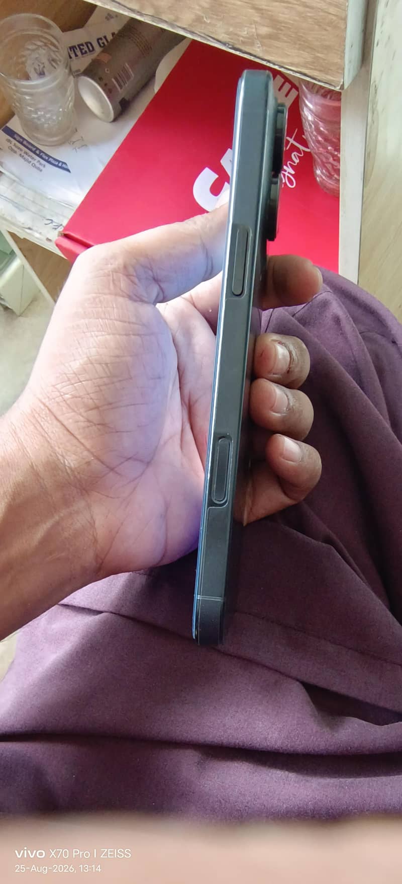 Apple iPhone 16 Pro Max 1