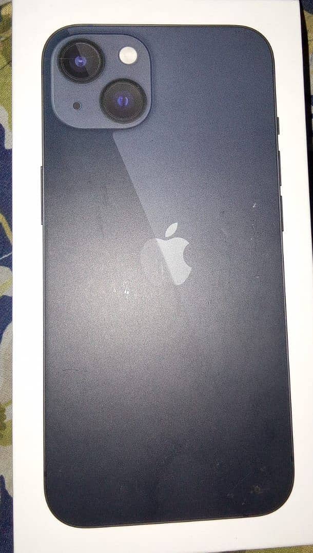 Apple iPhone 13 0