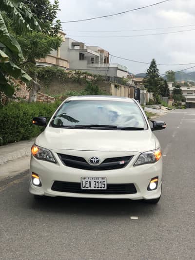 Toyota Corolla Altis SR 1.8 Cruisetonic For Sale