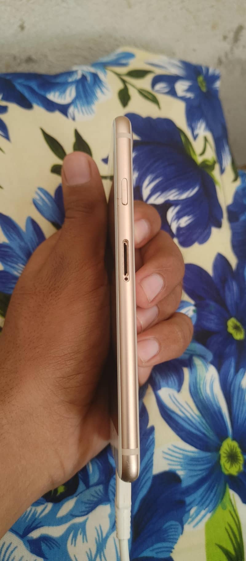 Apple iPhone 8 3