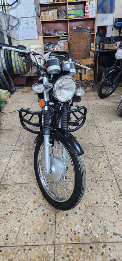 SUZUKI GS-150 2026 MODEL SLIGHTLY USE AVAILABLE AT DISCOUNT RATE
