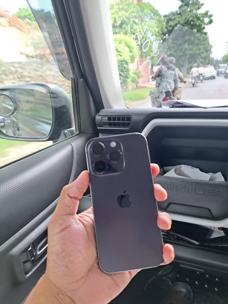 Apple iPhone 14 Pro 3