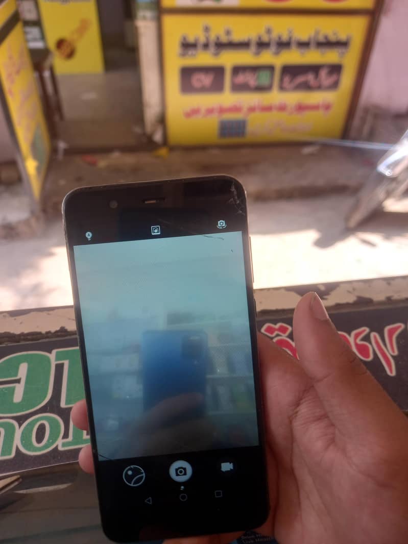 Huawei Nova 2 plus 4