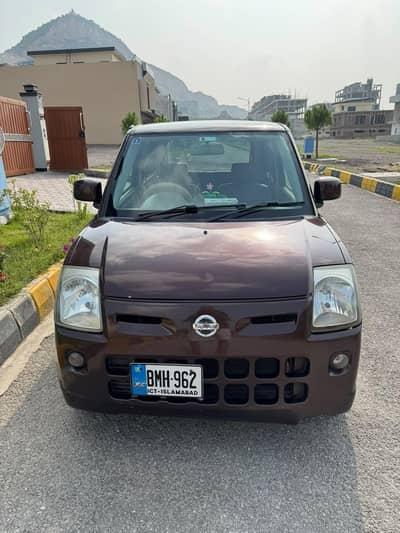 Nissan Pino 2009