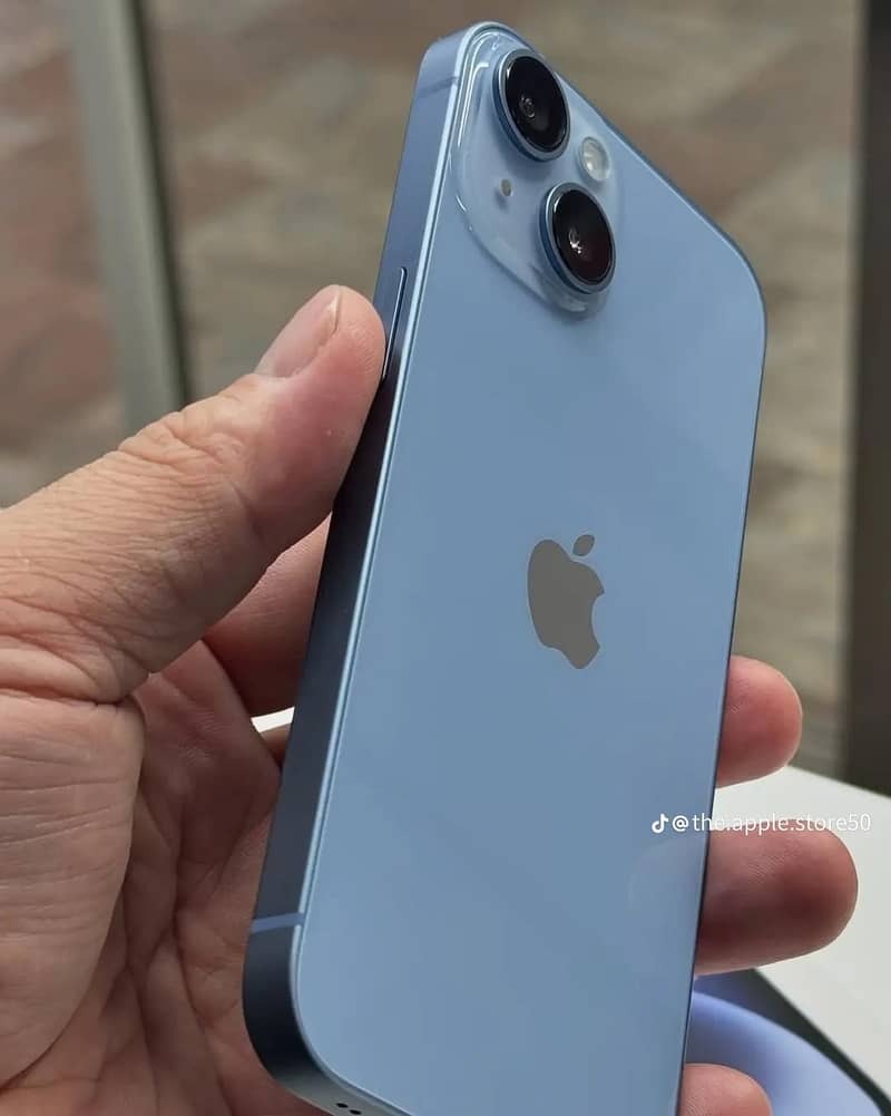 Apple iPhone 14 4