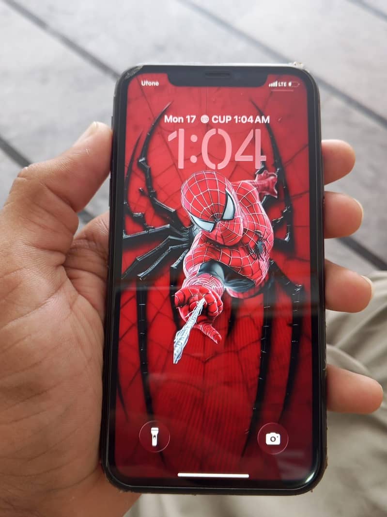 Apple iPhone 11 0