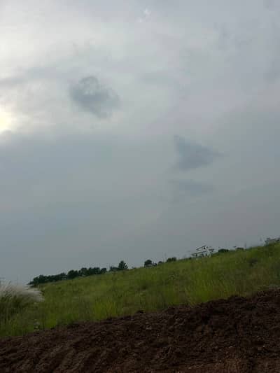 1 kanal plot for sale in DHA 5 Islamabad