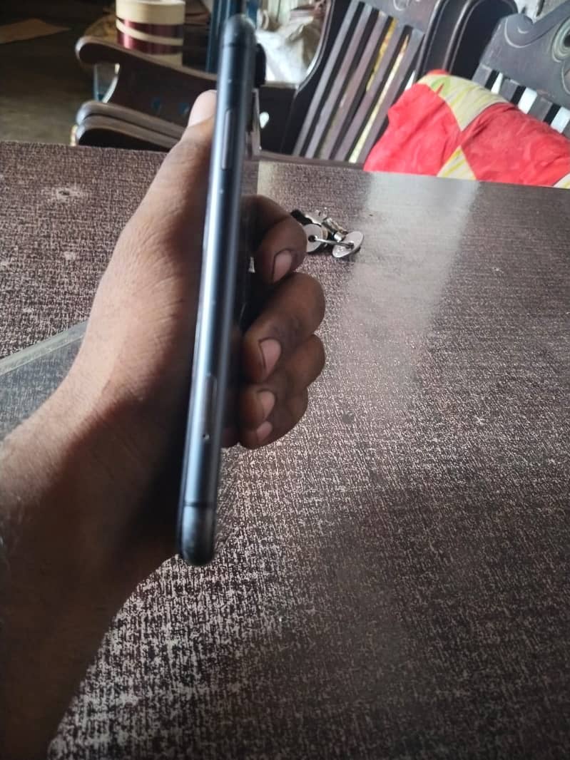 Apple iPhone 11 exchange 4