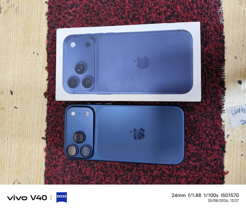 Apple iPhone 17 Pro Max 0