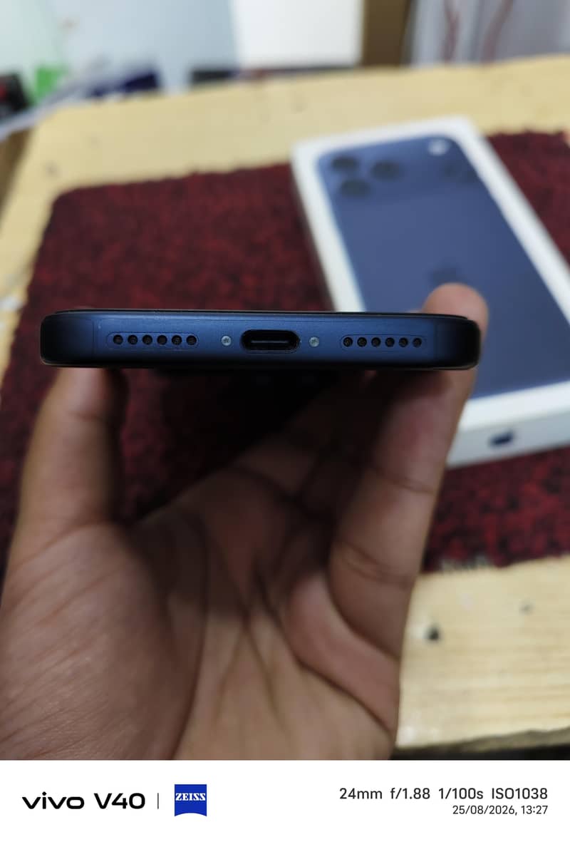 Apple iPhone 17 Pro Max 1