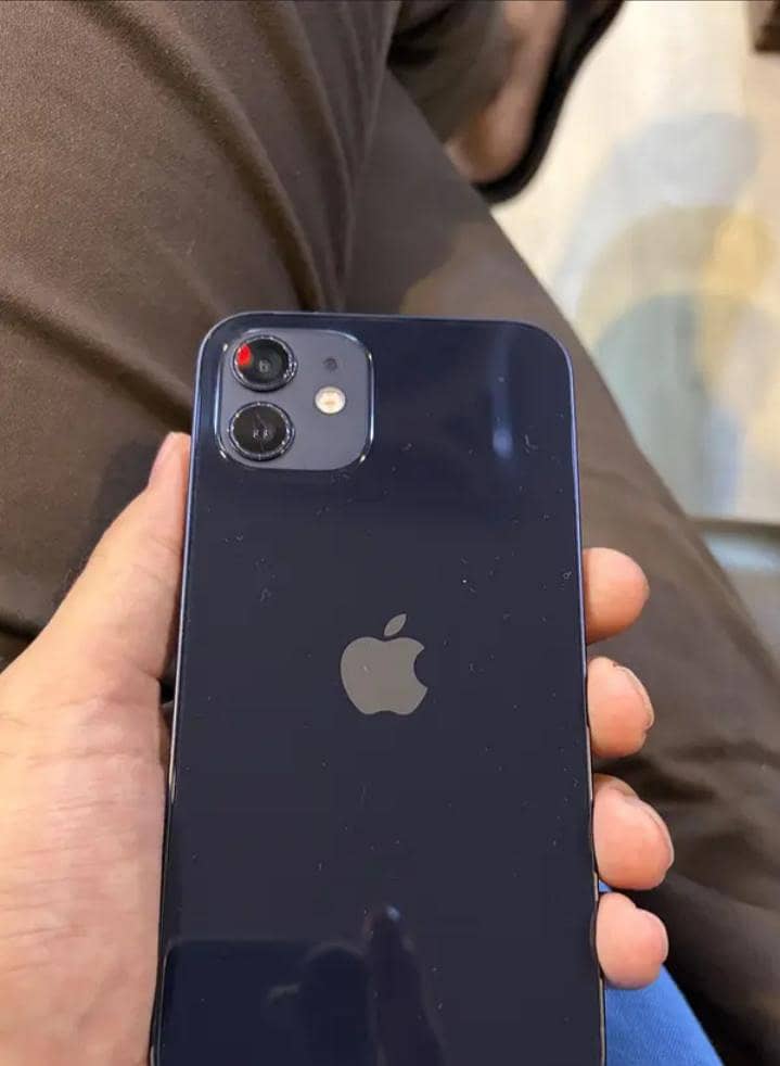 Apple iPhone 12 0