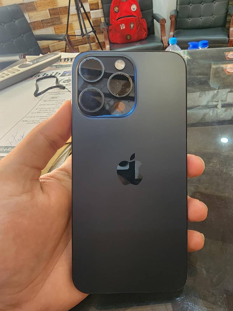 Apple iPhone 15 pro max 0