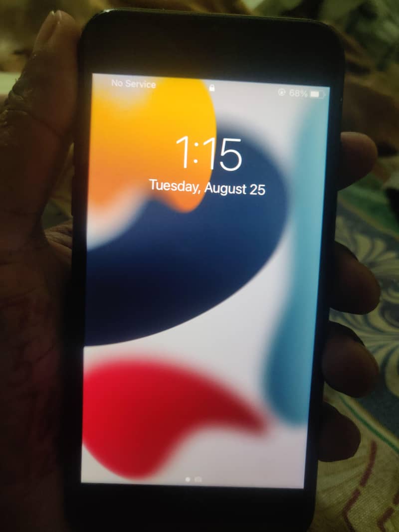 Apple iPhone 7 1