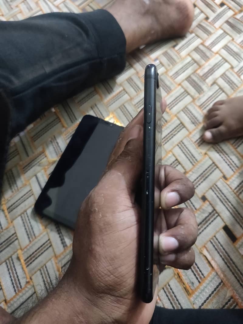 Apple iPhone 7 4