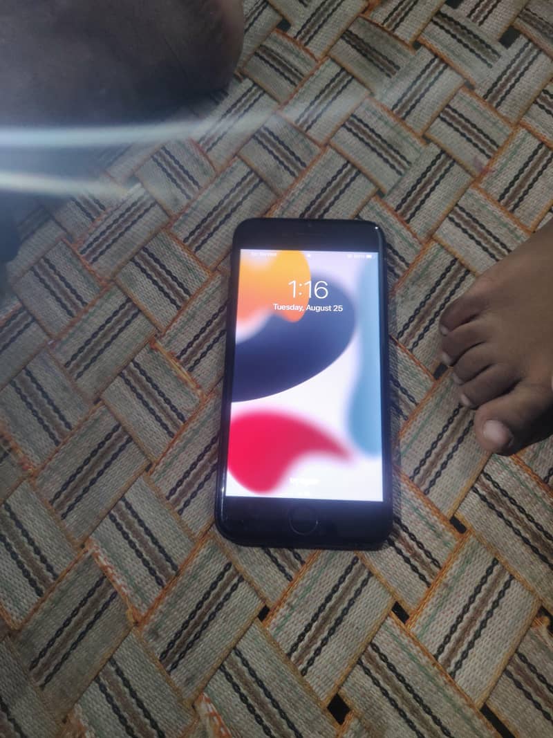 Apple iPhone 7 6