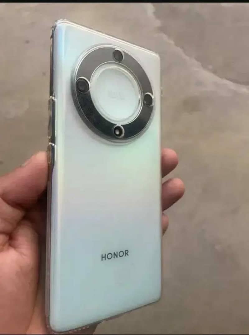 Honor Magic5 Lite 3
