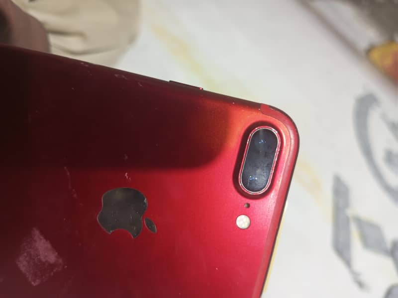 Apple iPhone 7 Plus 2