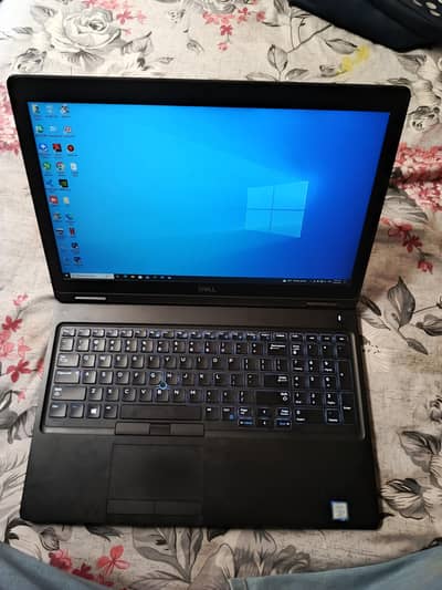 Dell i5 8th Gen Built-in Graphics Card