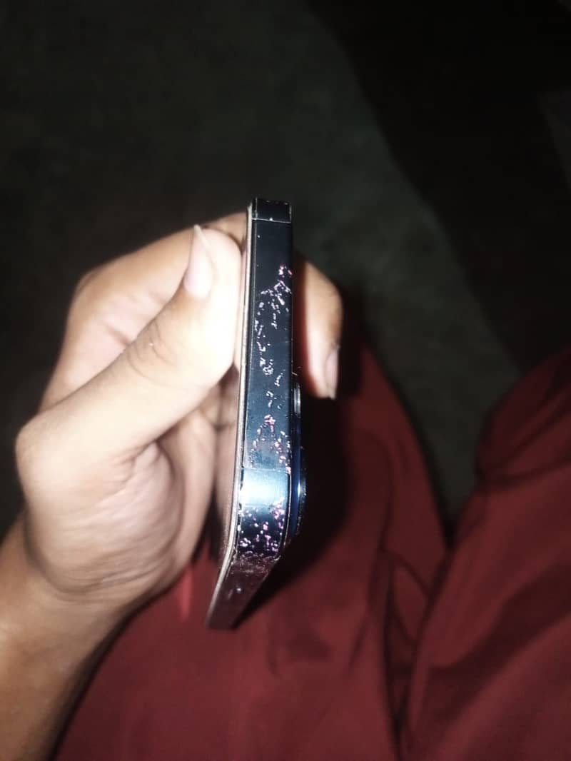 Apple iPhone 14 2