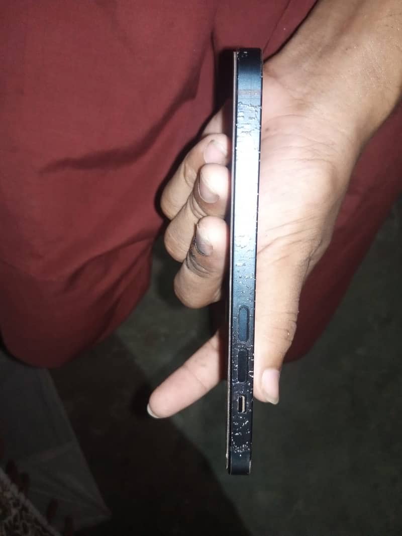 Apple iPhone 14 6