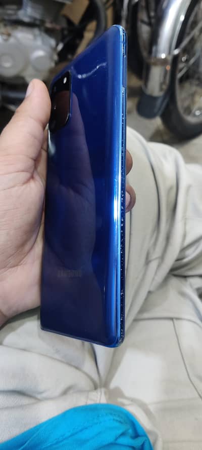 Samsung Mobile S10