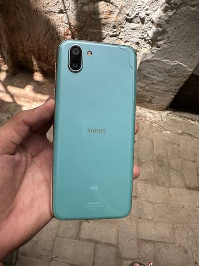 Sharp Aquos R2 4/64 PTA APPROVED
