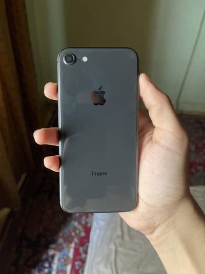 Apple iPhone 8