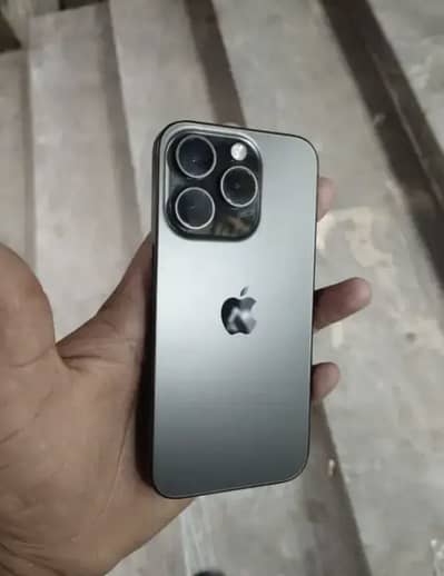 Apple iPhone 15 Pro jv