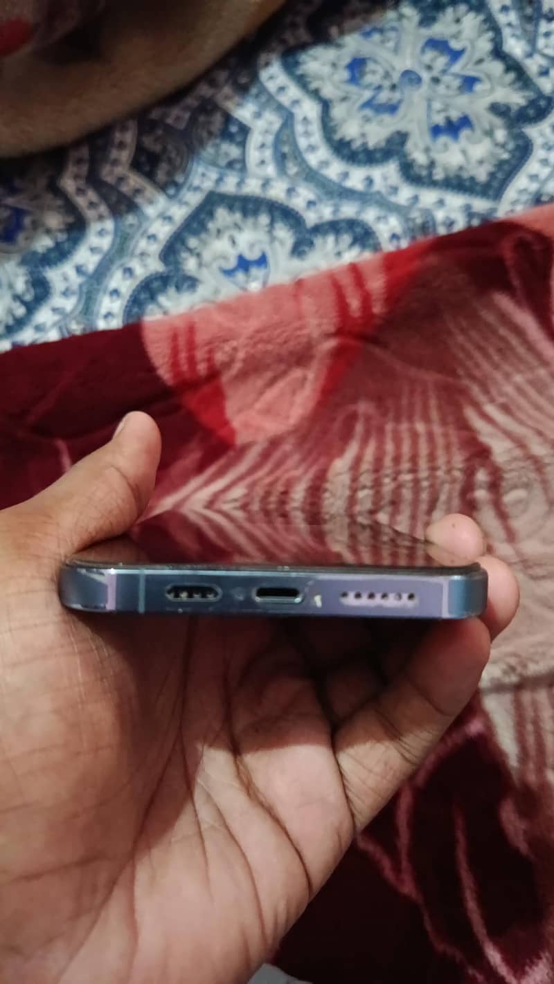 Apple iPhone 13 Pro Max 4