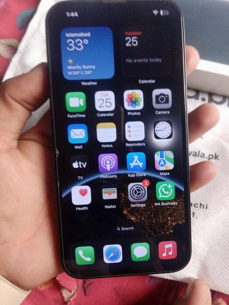 Apple iPhone 13 3
