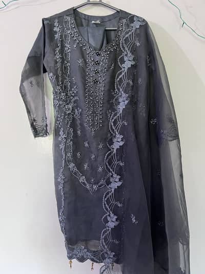 Three piece ready to wear medium size dress