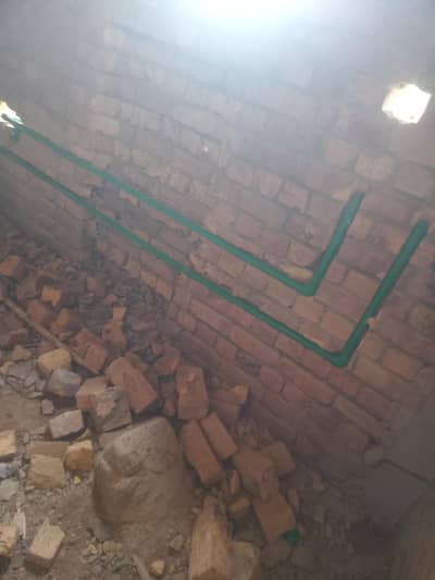 sentary worker