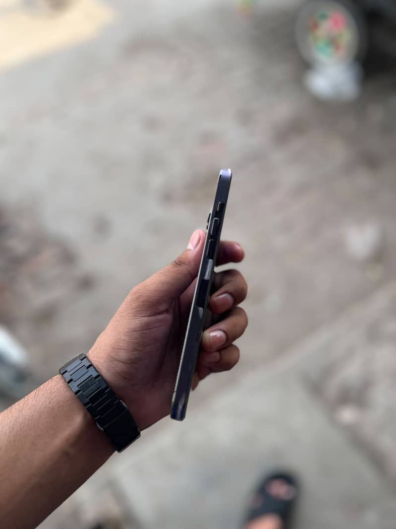 Apple iPhone 14 Pro Max 6