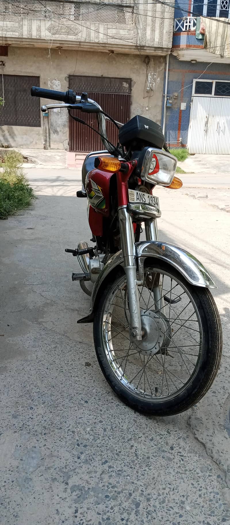CD 70 good condition 2