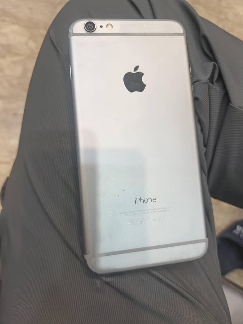 Apple iPhone 6S Plus 1