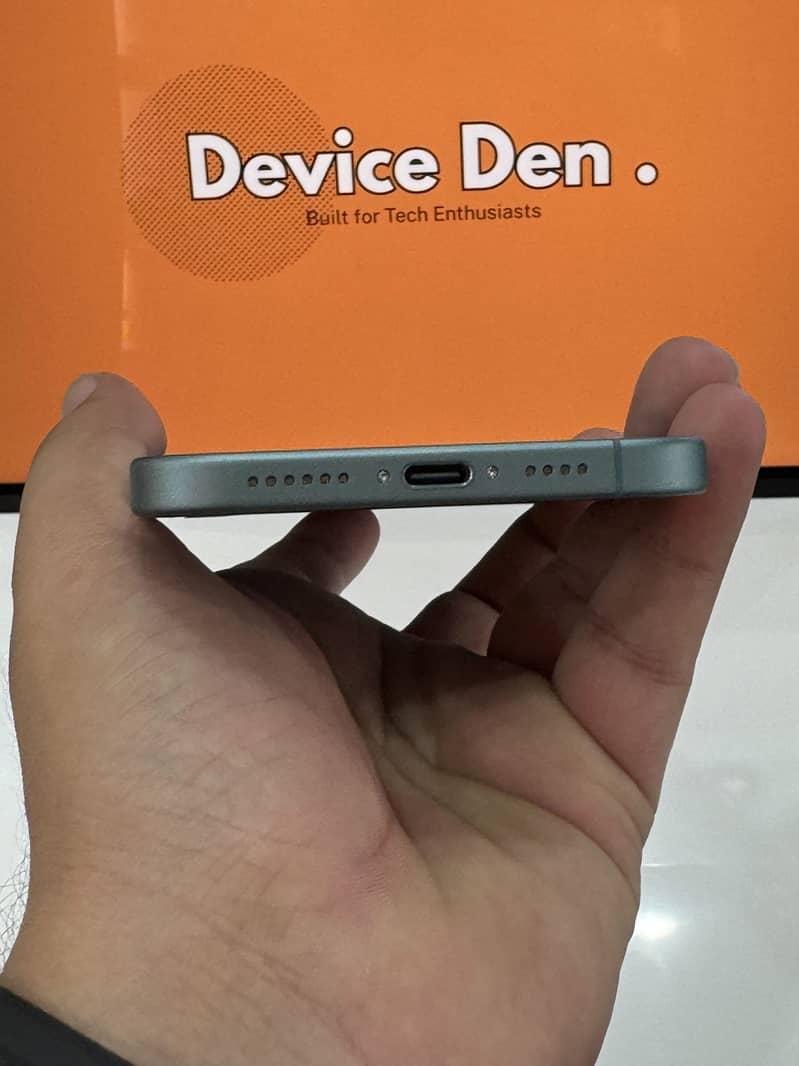 Apple iPhone 16 Plus 5
